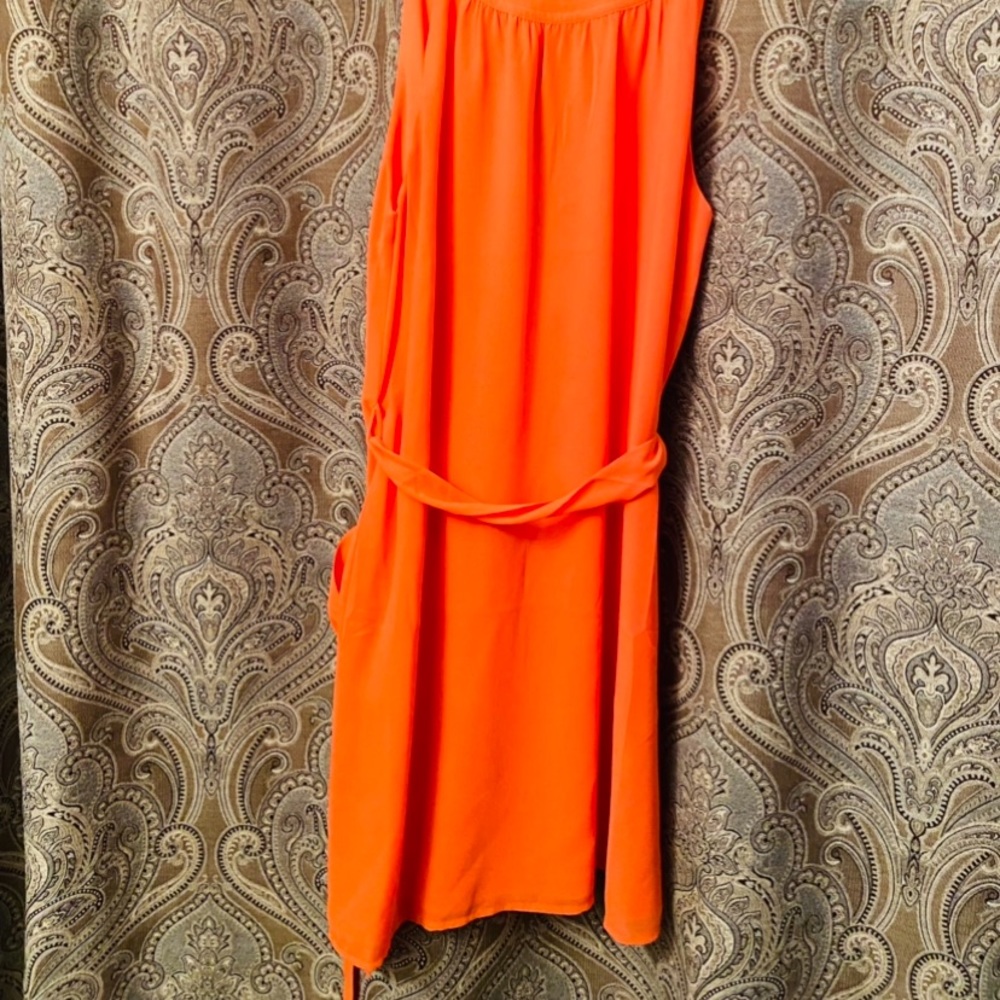 Juniors dress with tags